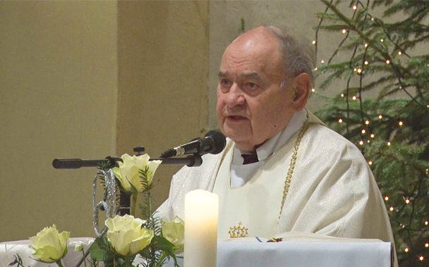 Az újdombóvári templomban tartotta jubileumi szentmiséjét Gulner János