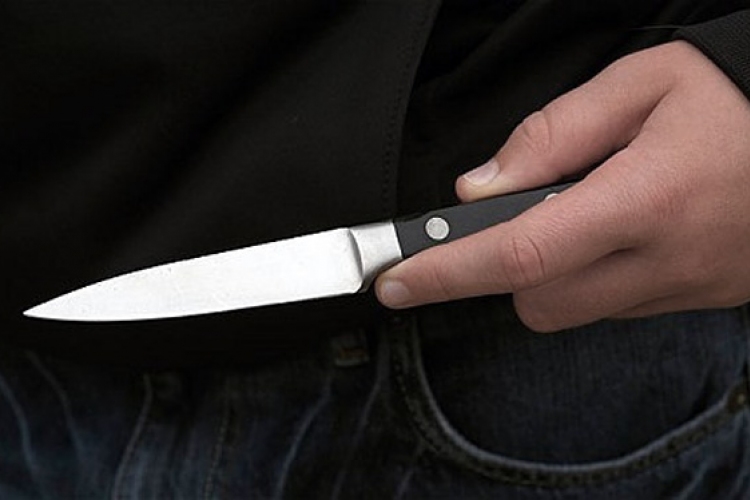 Késsel fenyegette meg a mezőőrt egy 44 éves férfi