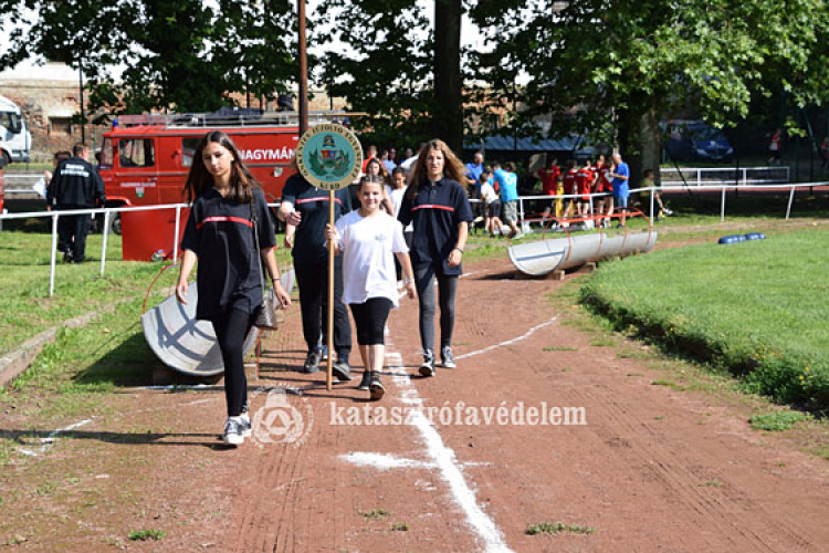  Hőgyészen mérték össze tudásukat az önkéntes tűzoltók
