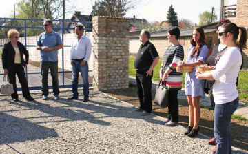 Átadták a Farkas Attila uszoda új parkolóját