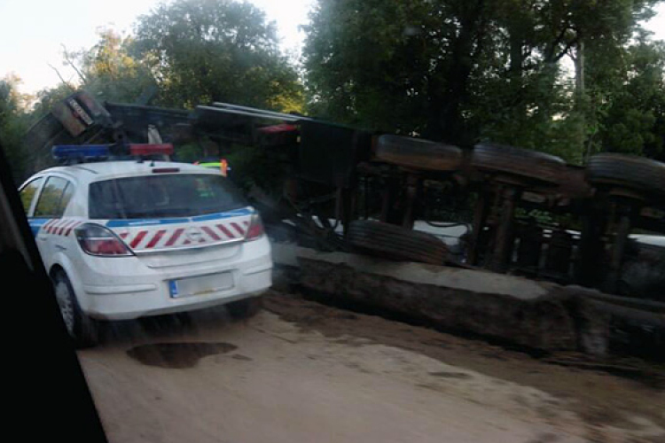 Baleset a halastói kanyarban