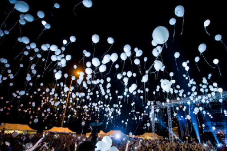 A csellengés veszélyeire hívta fel a figyelmet az Ezer lámpás éjszakája