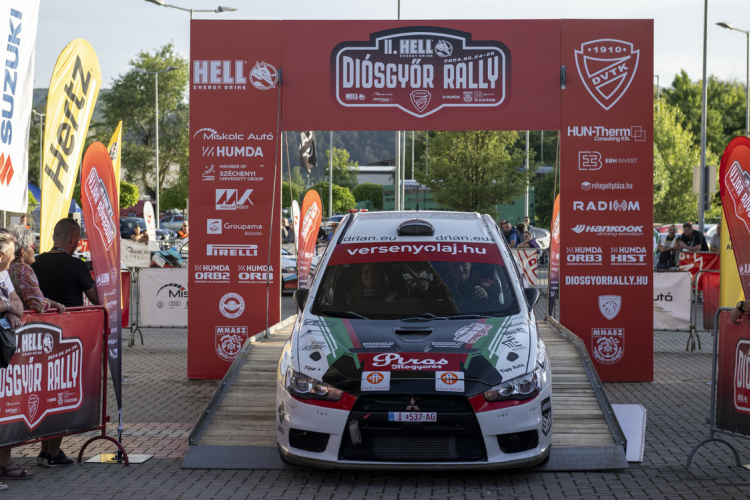 Ez igazi rally lesz!