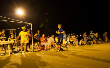 Éjszakai félmaraton dombóvári futókkal