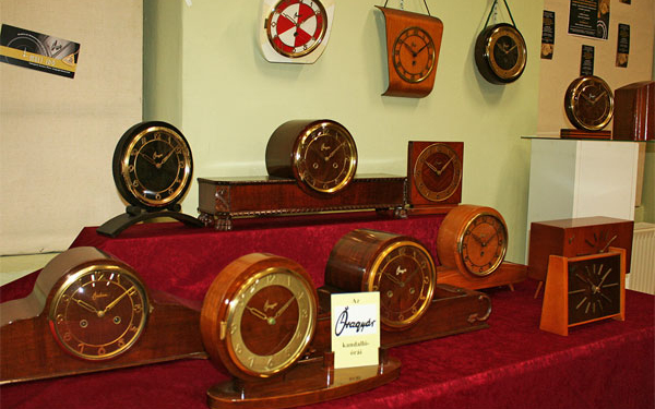 Minden órának megvan a saját története