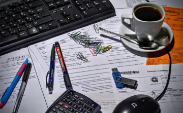 Tovább csökkent az adminisztráció a felnőttképzésben