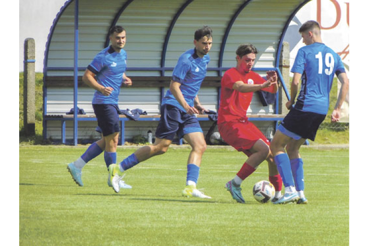 Veretlenül bajnok a Dombóvári  Futball Club