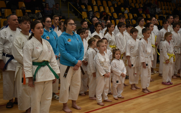 Kettős jubileumot ünnepeltek Dombóváron: 50 éves a helyi karate, 20 éves a Dombóvári Karatesuli